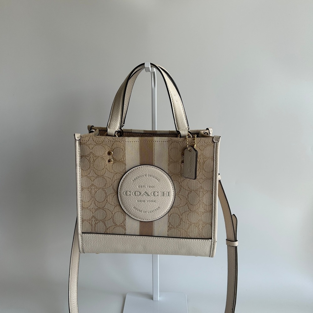 Coach Dempsey Tote 22 Light Khaki Chalk Signature Jacquard Stripe Bag C8417